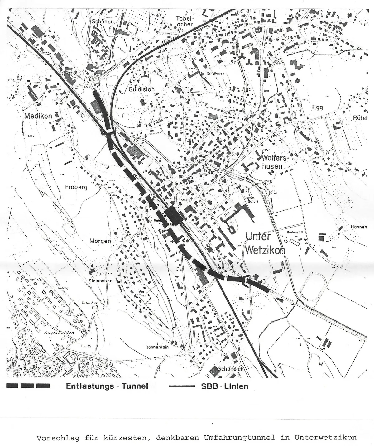 Man sieht schwarz-weiss Pläne einer Umfahrung.